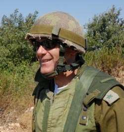 Oren on reserve duty in Northern Israel during 2nd Lebanon War. Credit: Michel J. Totten