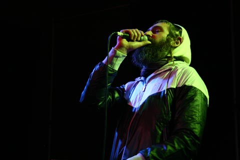 Matisyahu jumps on stage