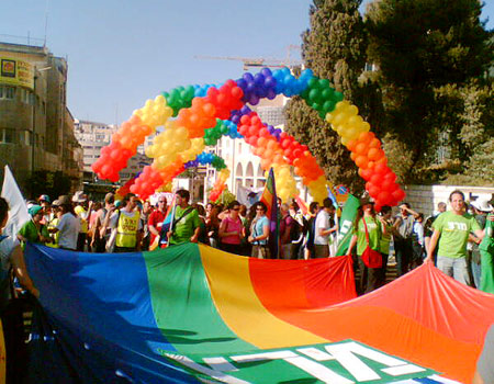 gay_parade.jpg
